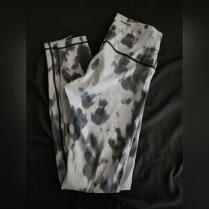 Lululemon Align High-Rise Pant Size 6 Marble Dye Black White Tie Dye